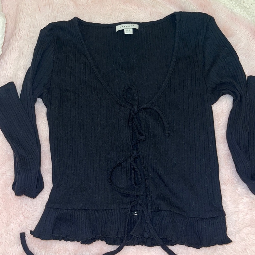 Long sleeve black top